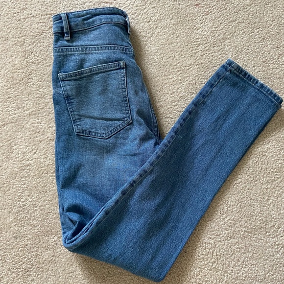 ASOS Distressed Jeans - Picture 5 of 6